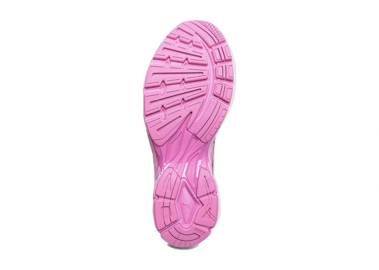 PLEASURES x PUMA Velophasis