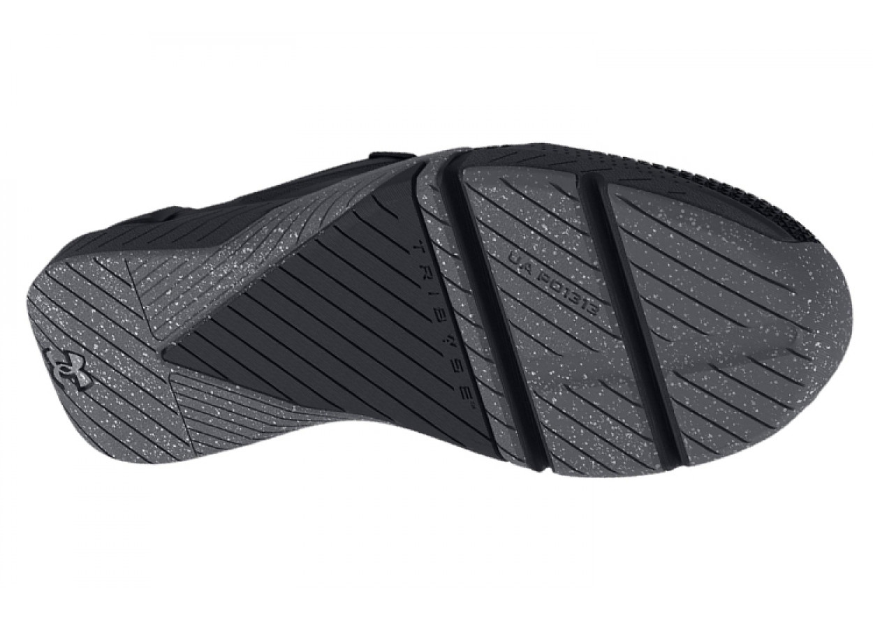 Under Armour TriBase Reign 4 Pro