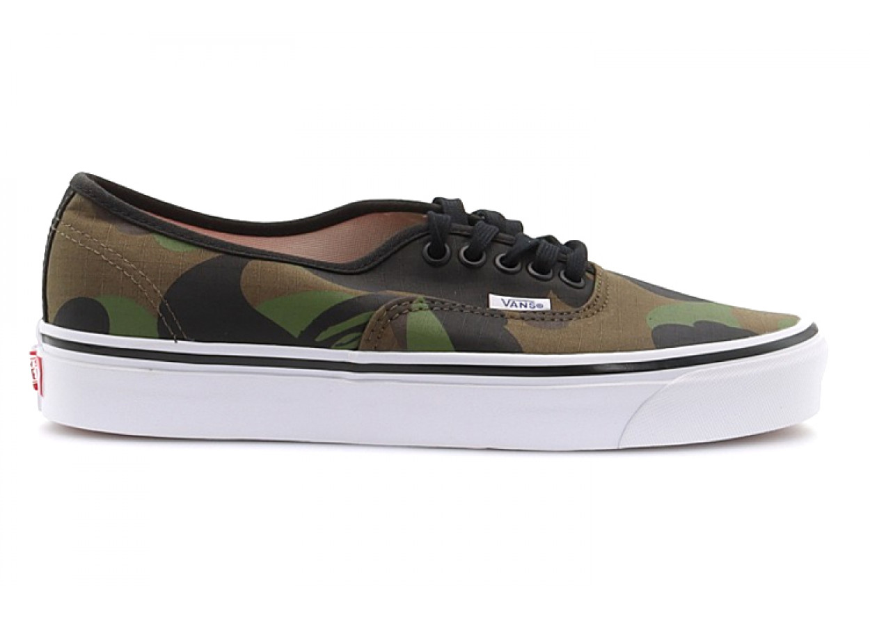 A BATHING APE x Vans Authentic 44 DX