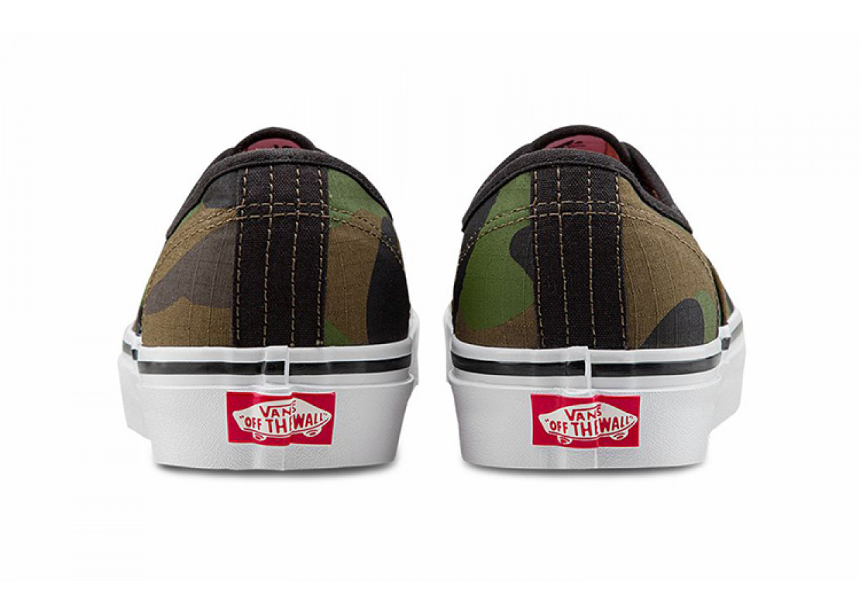 A BATHING APE x Vans Authentic 44 DX