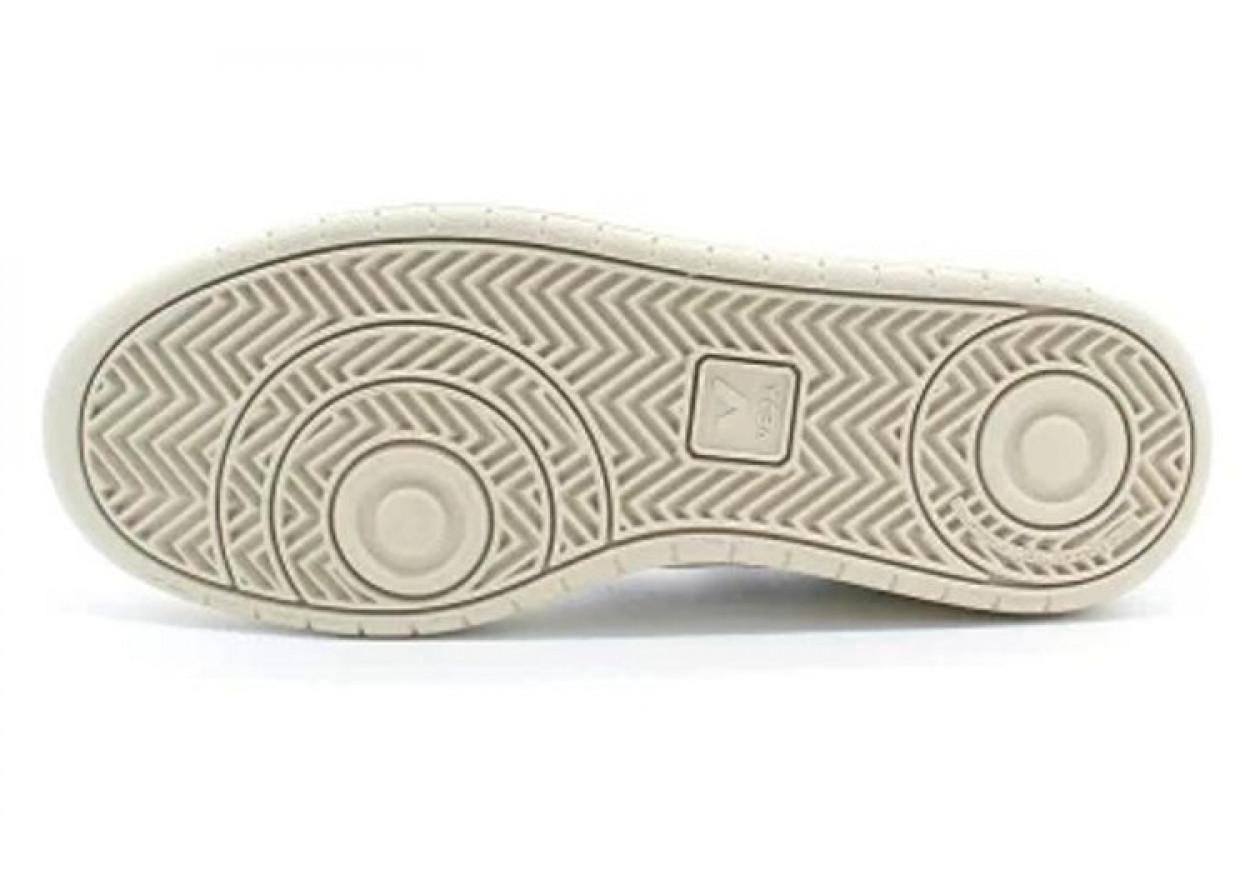 V 10 VEJA 'Extra White Black'