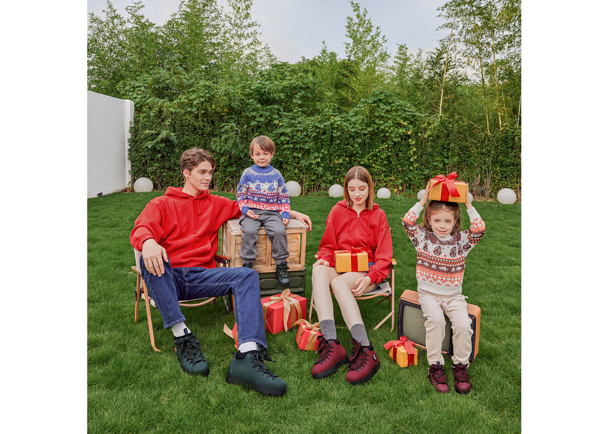 Native Shoes Fitzsimmons 3.0 New Year Collection Water-Resistant European Boot Low Shaft Kids' Boots Dark Green Kids'