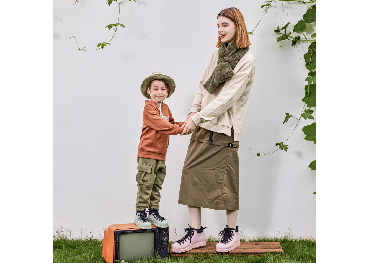 Native Shoes Fitzsimmons 3.0 Seaweed Collection Low Shaft Martin Boot Gray Green Kids'