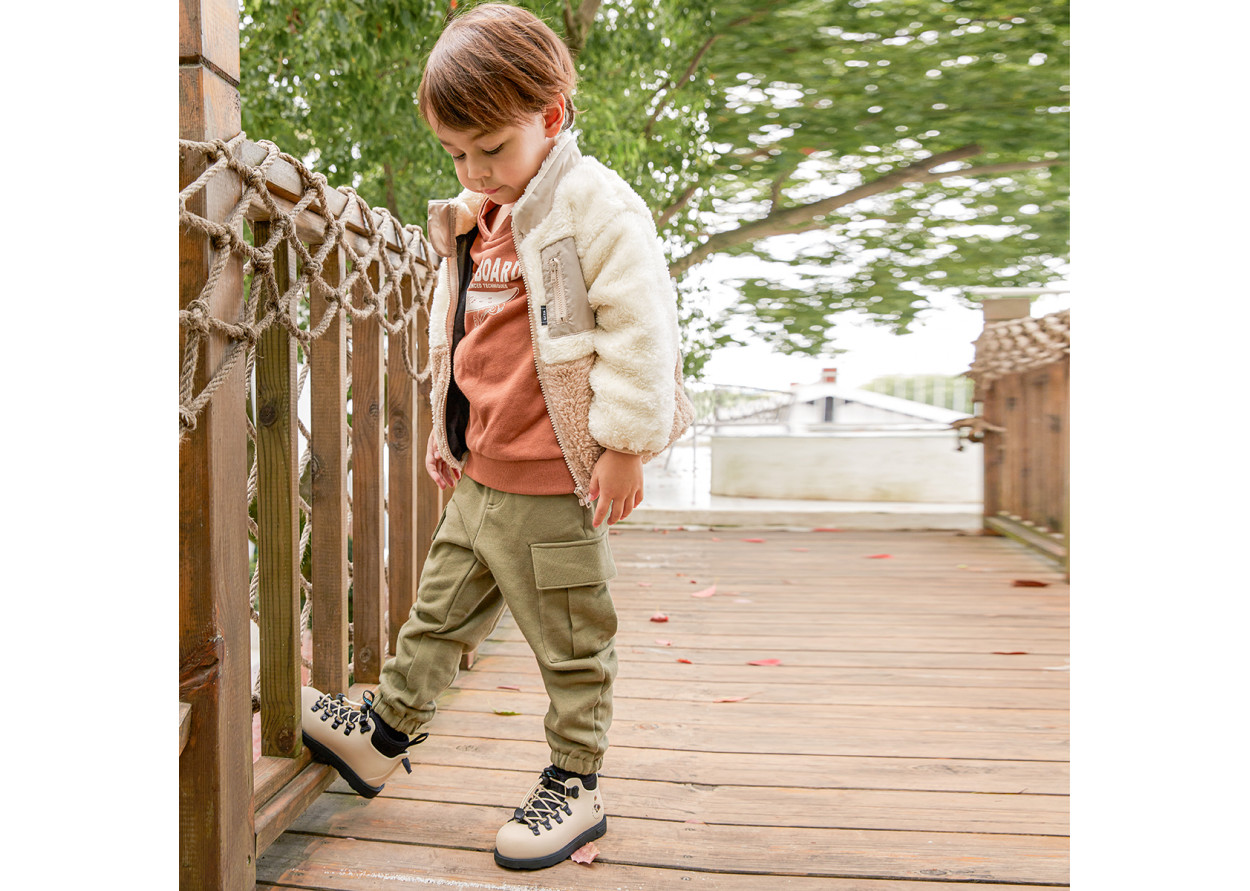 Native Shoes Fitzsimmons 3.0 Forest Exploration Collection Low Shaft Kids' Boots Ecru Kids'