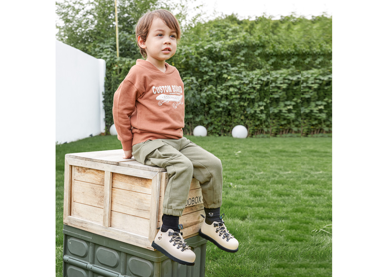 Native Shoes Fitzsimmons 3.0 Forest Exploration Collection Low Shaft Kids' Boots Ecru Kids'