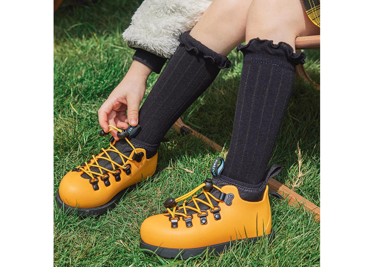 Native Shoes Fitzsimmons 3.0 Upgraded Water-Resistant Slip-Resistant Low Shaft Kids' Boots Yellow Black Kids'