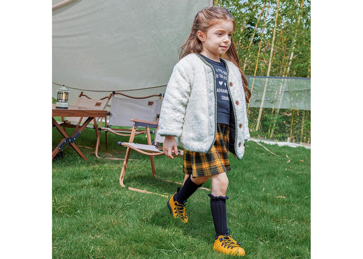 Native Shoes Fitzsimmons 3.0 Upgraded Water-Resistant Slip-Resistant Low Shaft Kids' Boots Yellow Black Kids'