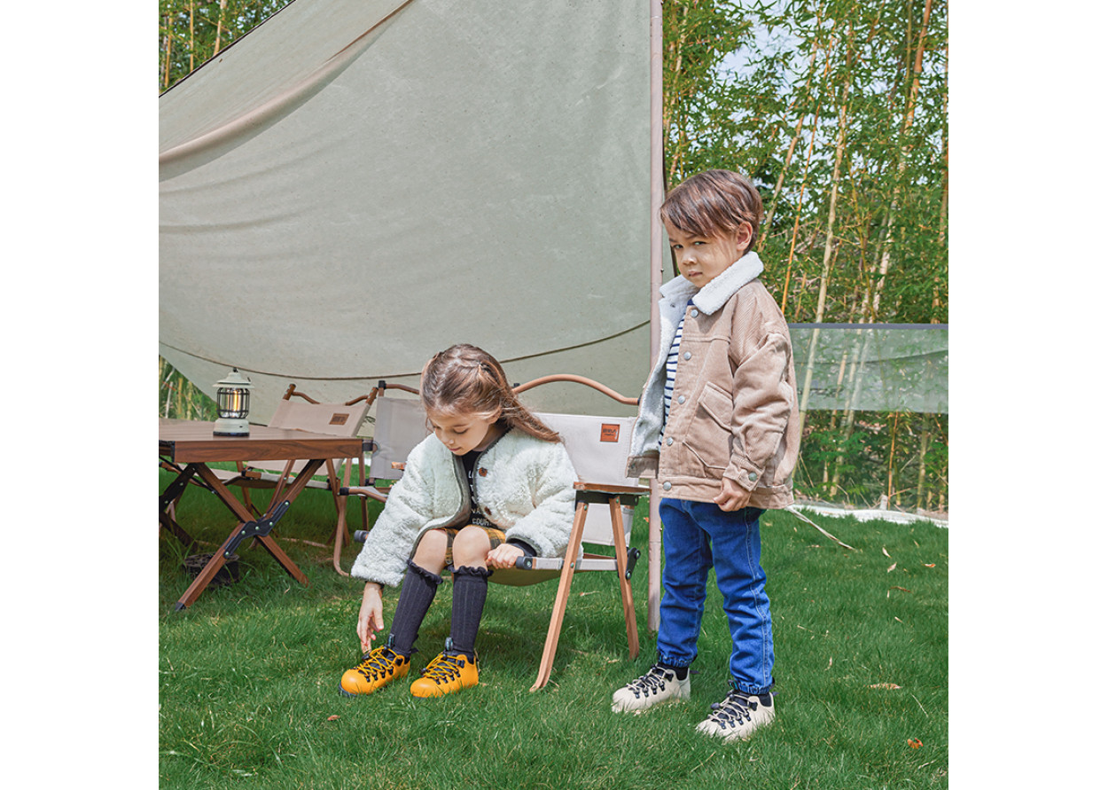 Native Shoes Fitzsimmons 3.0 Upgraded Water-Resistant Slip-Resistant Low Shaft Kids' Boots Yellow Black Kids'