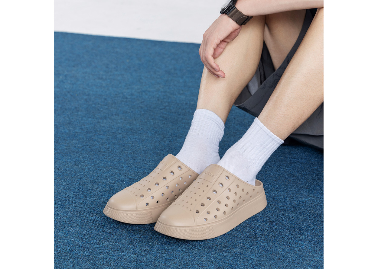 Native Shoes Clogs Unisex