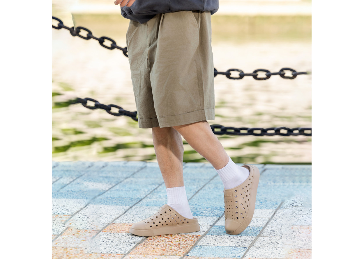 Native Shoes Clogs Unisex