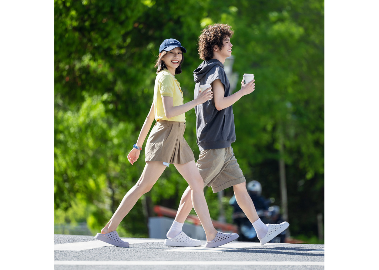 Native Shoes Clogs Unisex