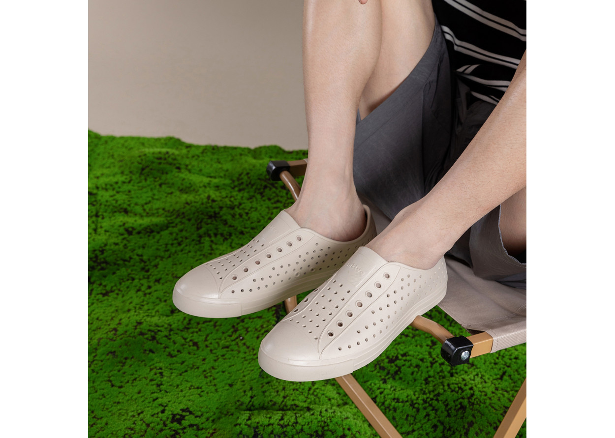 Native Shoes Bloom Clogs Unisex