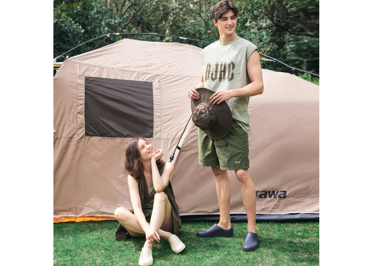 Native Shoes Bloom Clogs Unisex