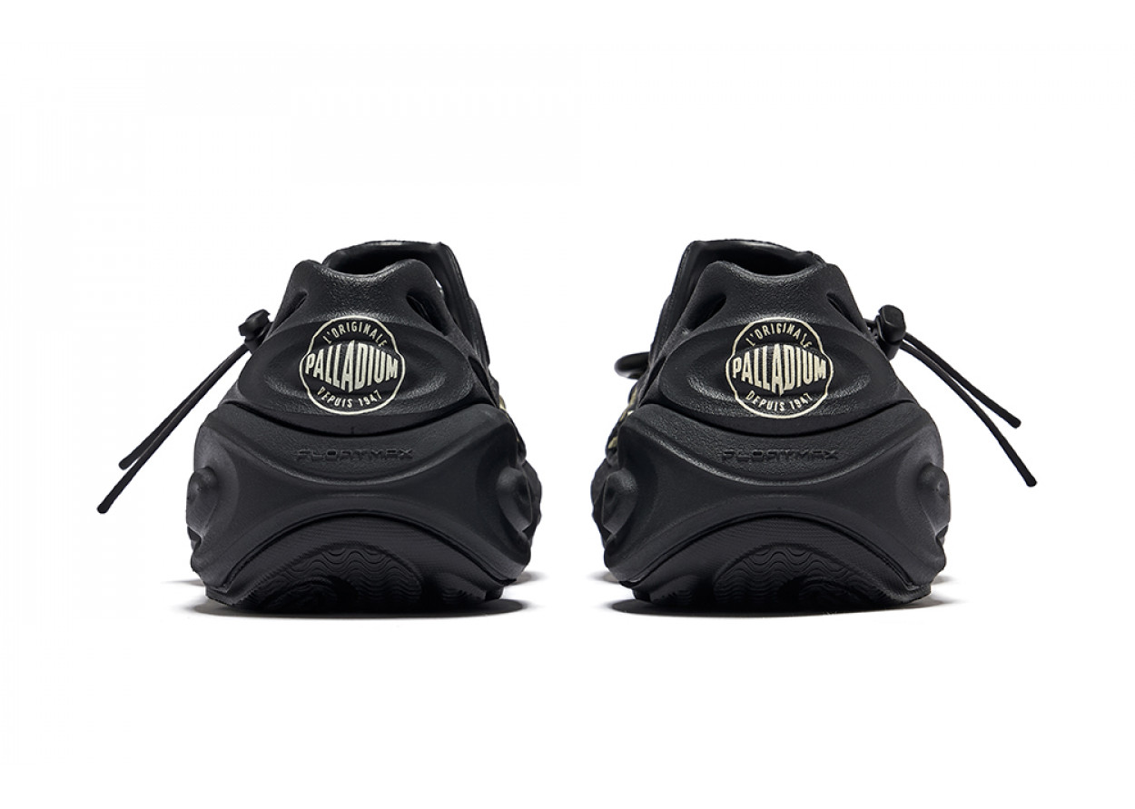 MERRELL x Palladium Venom 3 River Trekking Clogs Unisex Black